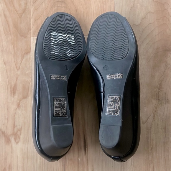 le chateau Moda Reflex Black Leather Peep Toe Wedge - Picture 6 of 7